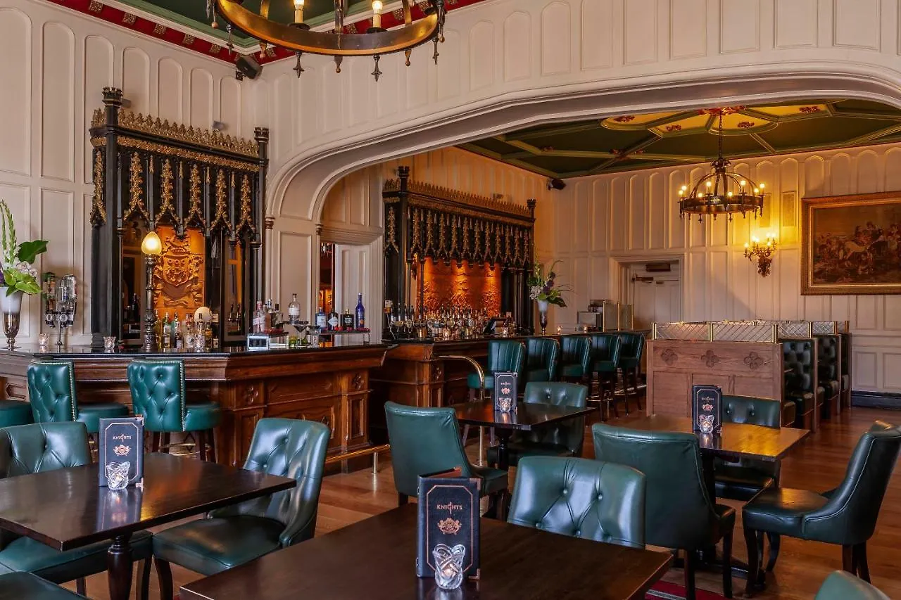 Clontarf Castle Hotel Dublin 4*,